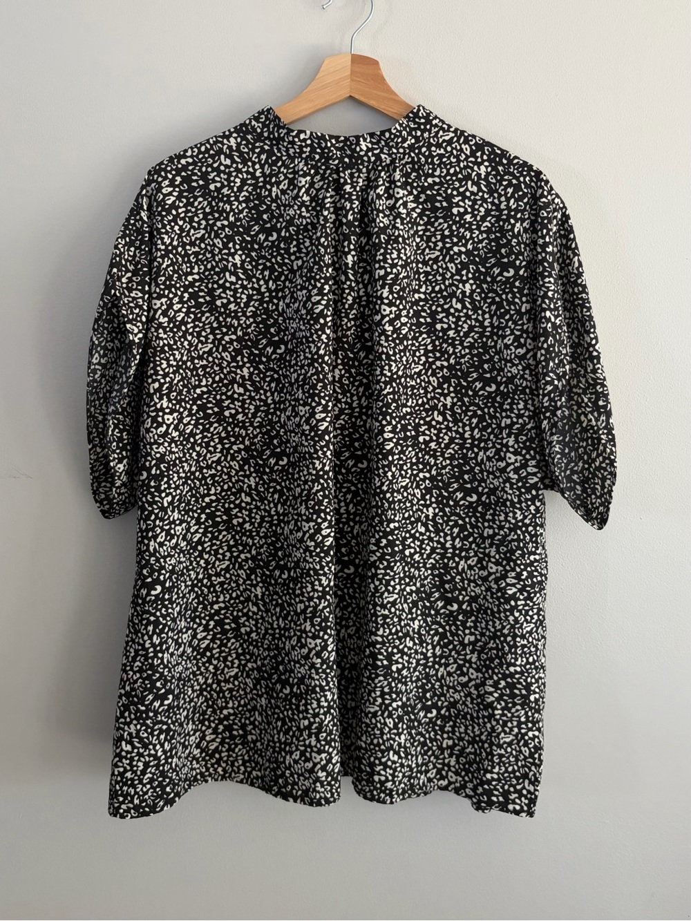 Black and White Printed Short Sleeve Women's Top